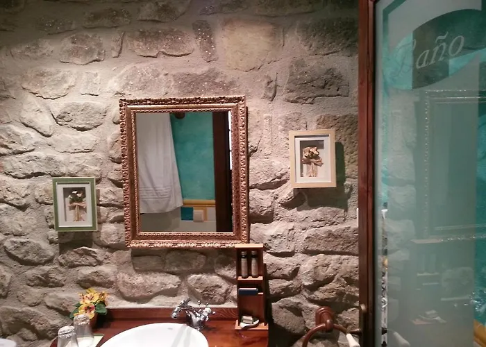 Casa Del Infanzón Hotel *